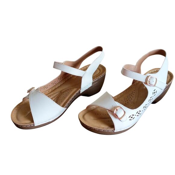 Patrizia Spring Step "Shantay" White Wedge Platform Sandal Women 42 (US10.5 -11) - Picture 3 of 12